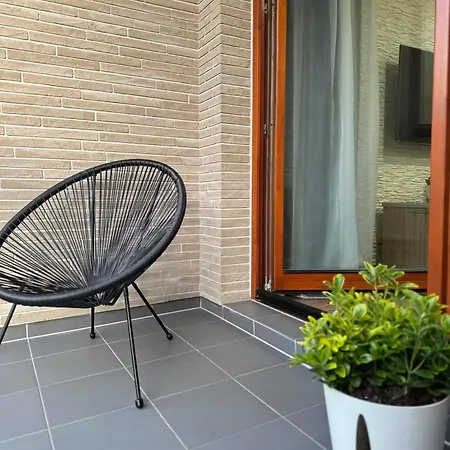 Apartment Mailo *